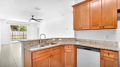914 Knollwood Drive Davenport FL 33837