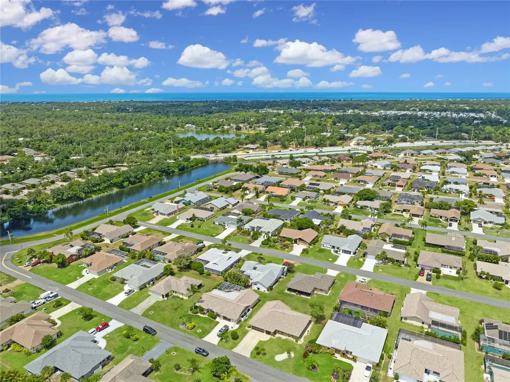 5852 Lincoln Road Venice FL 34293
