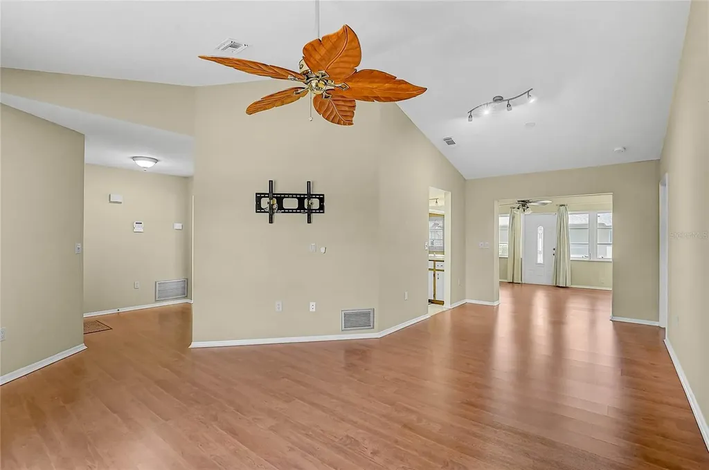 5852 Lincoln Road Venice FL 34293