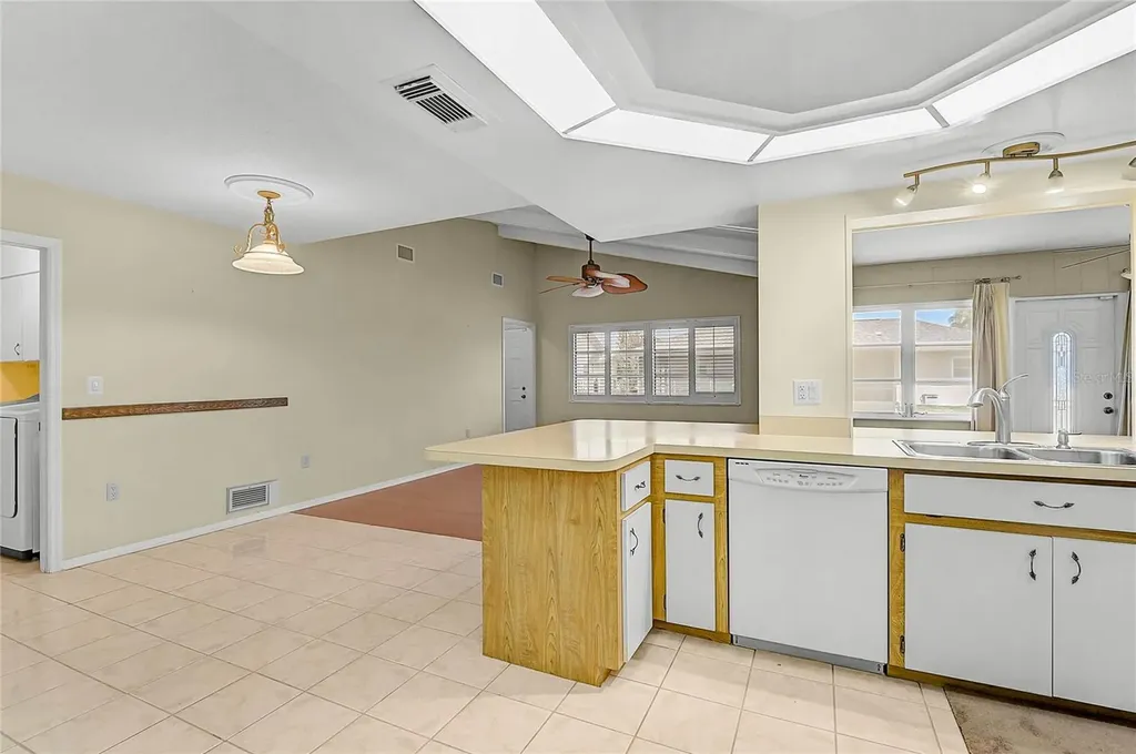 5852 Lincoln Road Venice FL 34293
