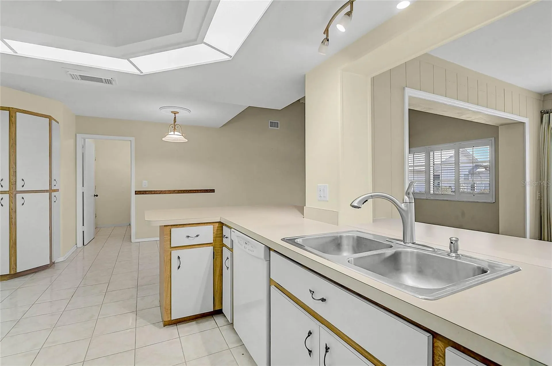5852 Lincoln Road Venice FL 34293