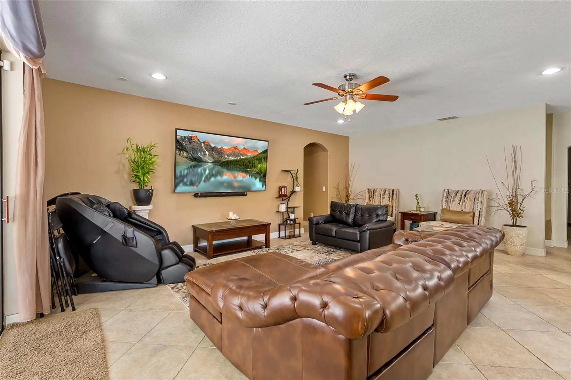 1945 Abbey Ridge Drive Dover FL 33527