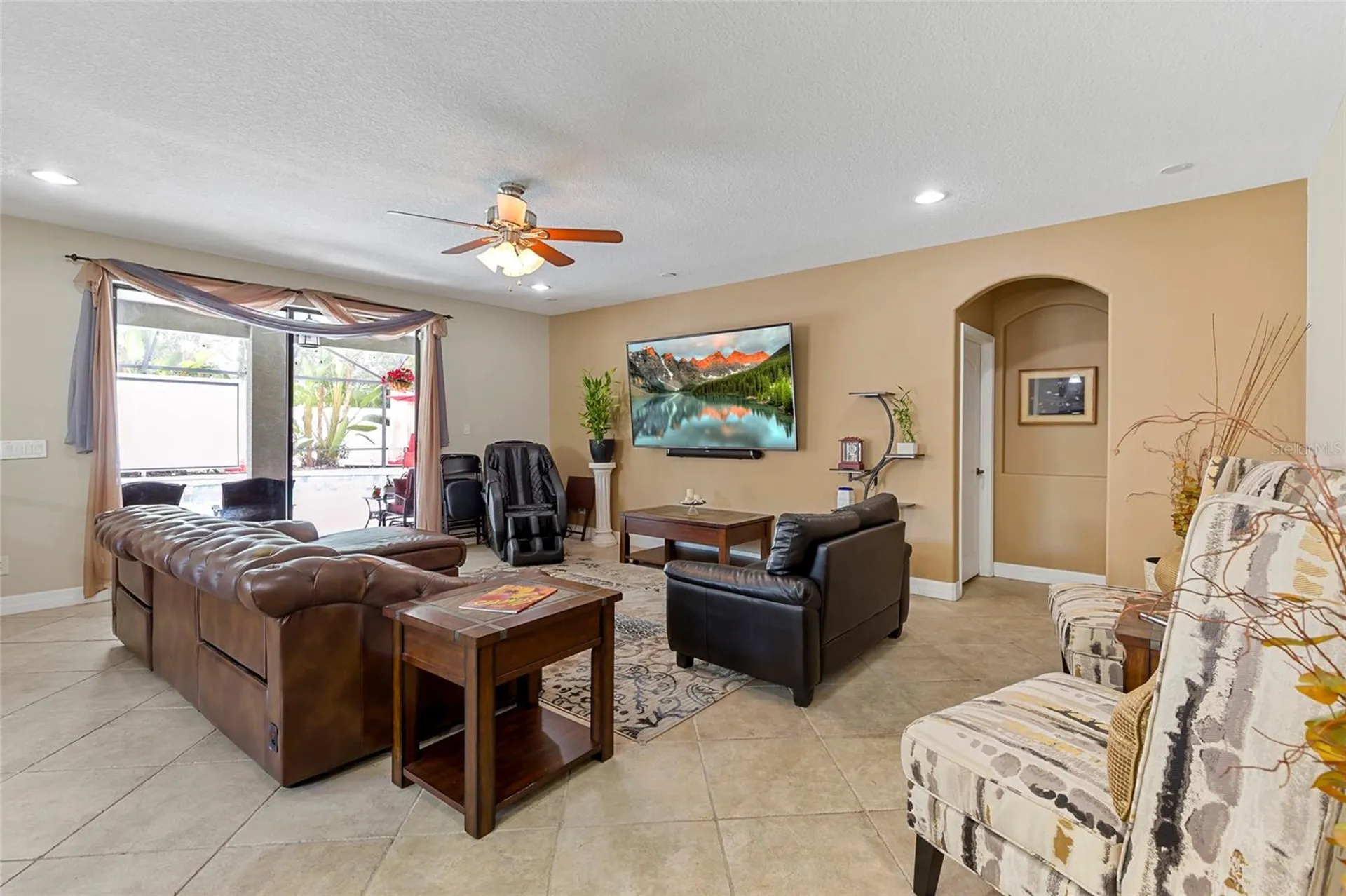 1945 Abbey Ridge Drive Dover FL 33527