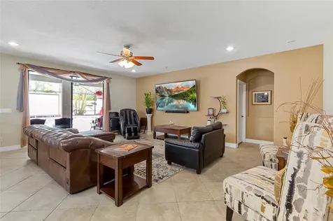 1945 Abbey Ridge Drive Dover FL 33527