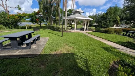 4826 11th Avenue Circle E Bradenton FL 34208