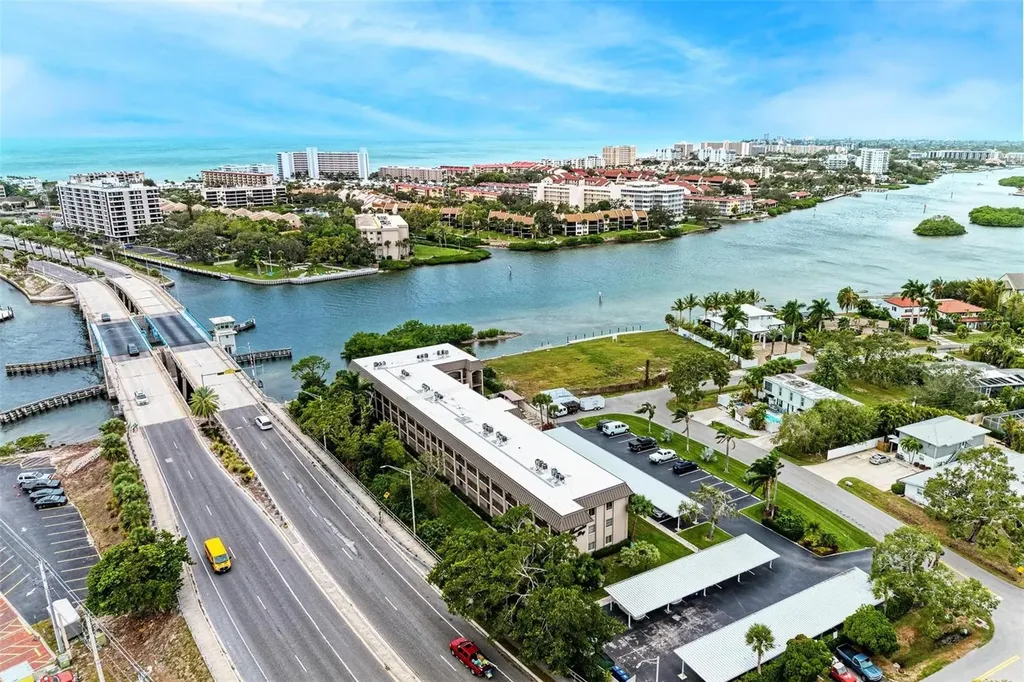 6470 Hollywood Boulevard Sarasota FL 34231