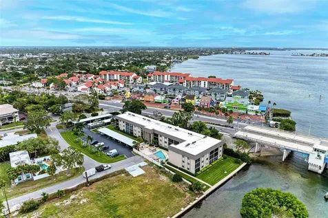 6470 Hollywood Boulevard Sarasota FL 34231