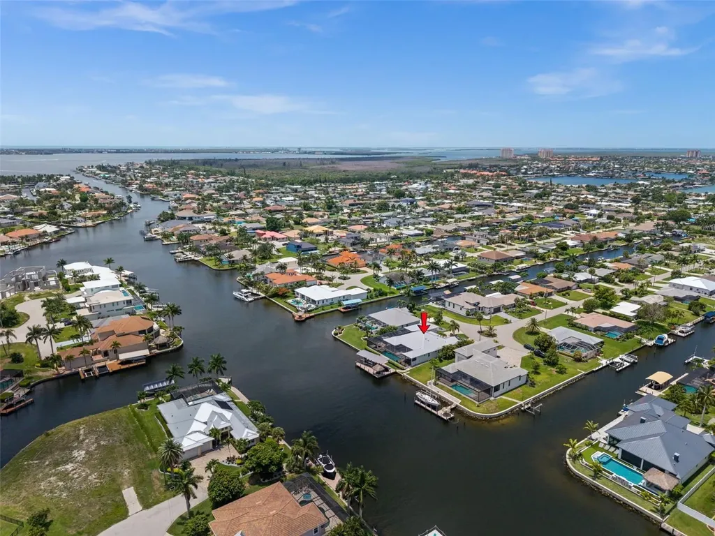 105 SW 52nd Street Cape Coral FL 33914