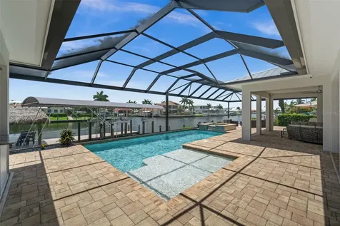 105 SW 52nd Street Cape Coral FL 33914
