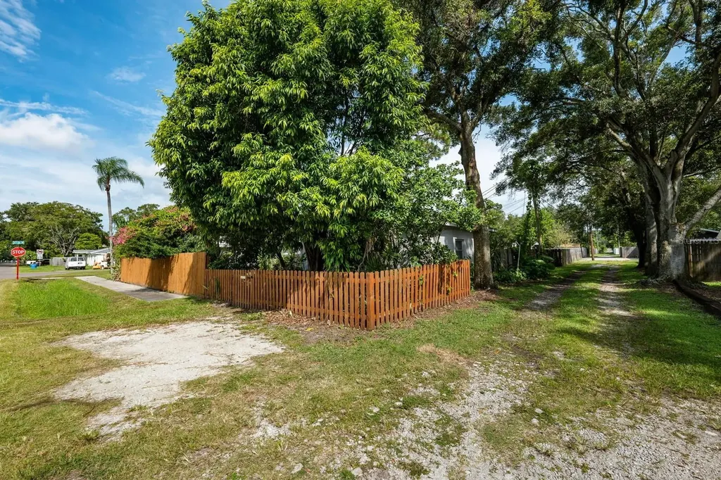5101 37th Street N St Petersburg FL 33714