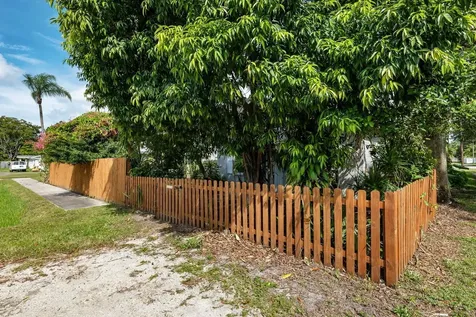 5101 37th Street N St Petersburg FL 33714