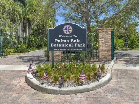 8512 17th Drive NW Bradenton FL 34209