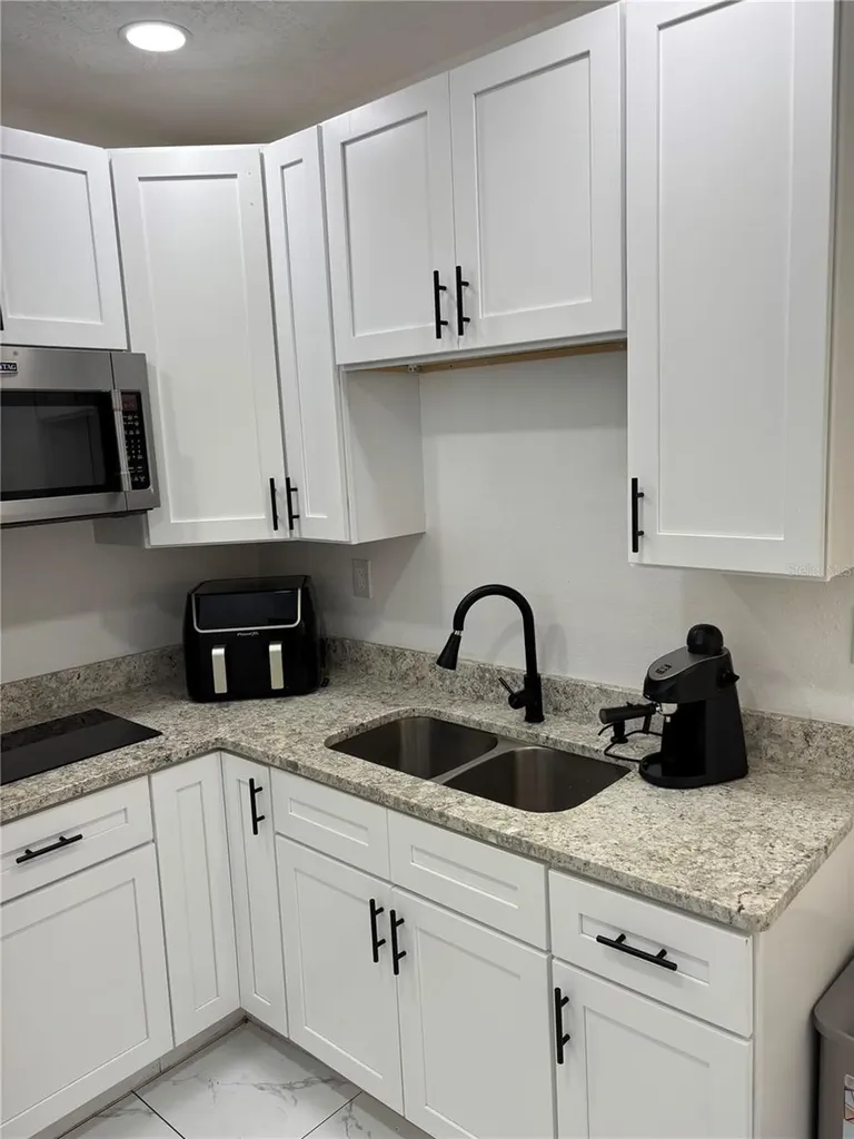 2522 Krueger Lane Tampa FL 33618