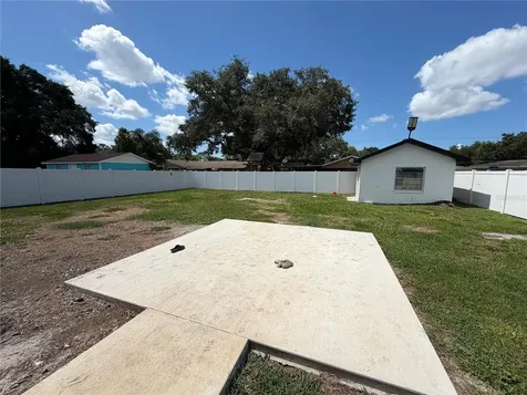 2522 Krueger Lane Tampa FL 33618