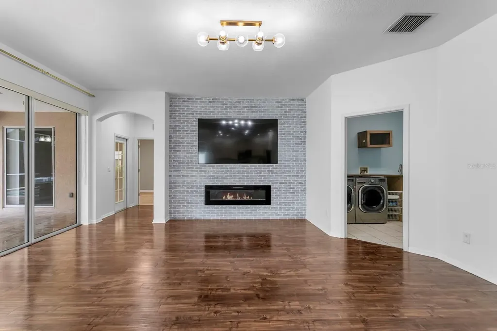 10411 Canary Isle Drive Tampa FL 33647