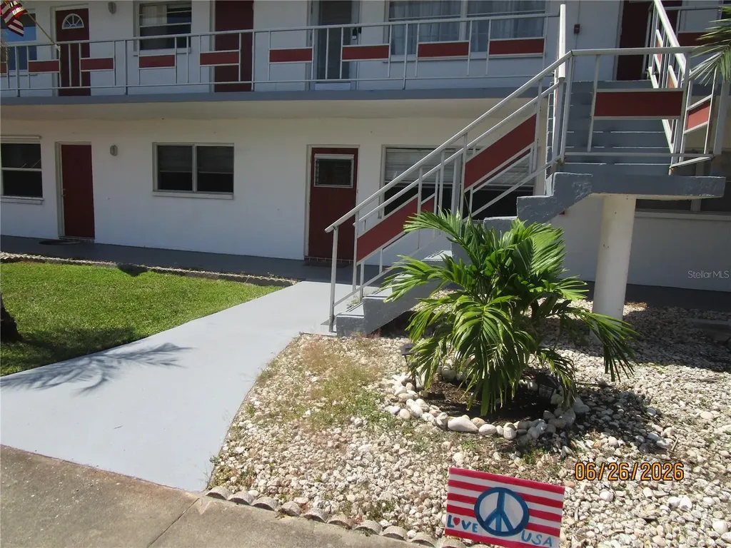 1950 58th Avenue N St Petersburg FL 33714