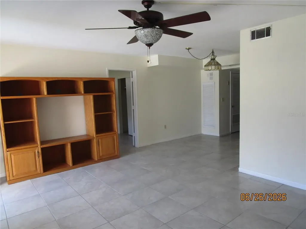 1950 58th Avenue N St Petersburg FL 33714