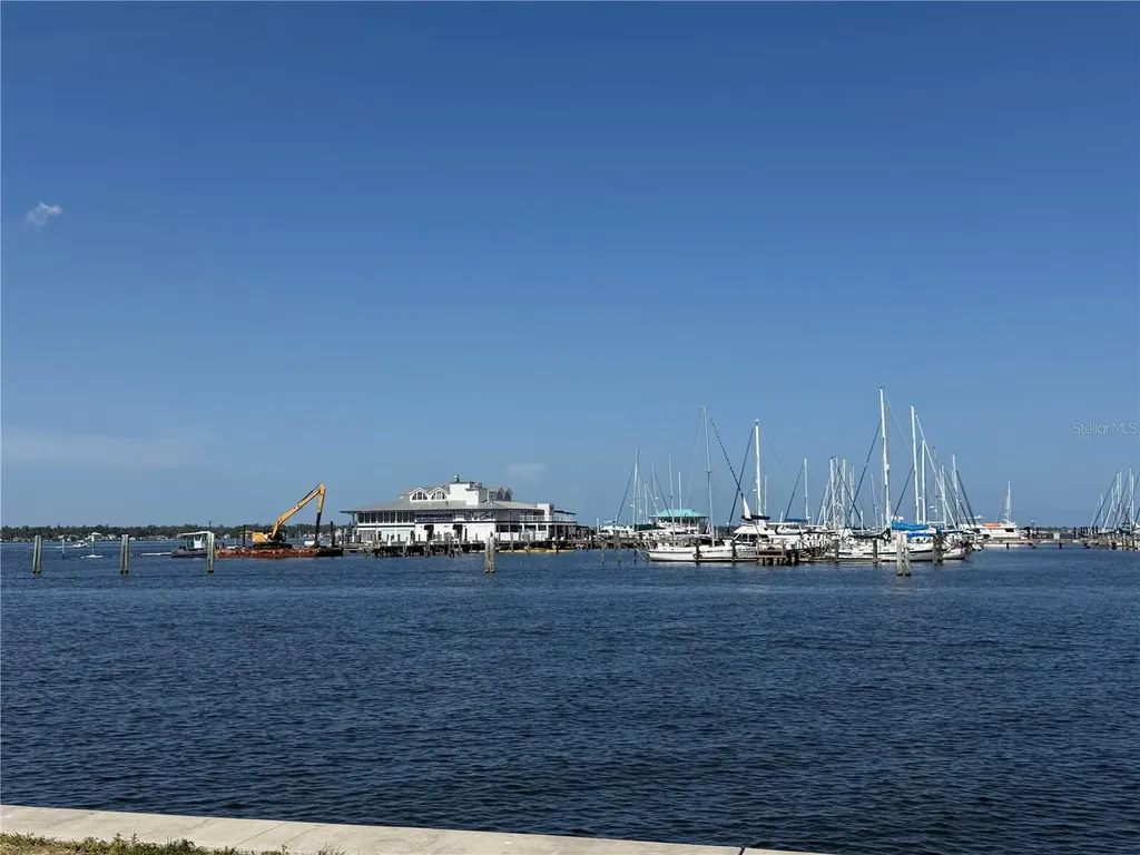 412 W 28th Street Palmetto FL 34221