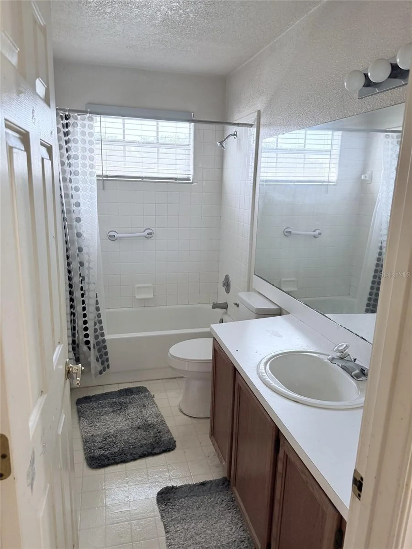 8025 Addison Court Orlando FL 32835