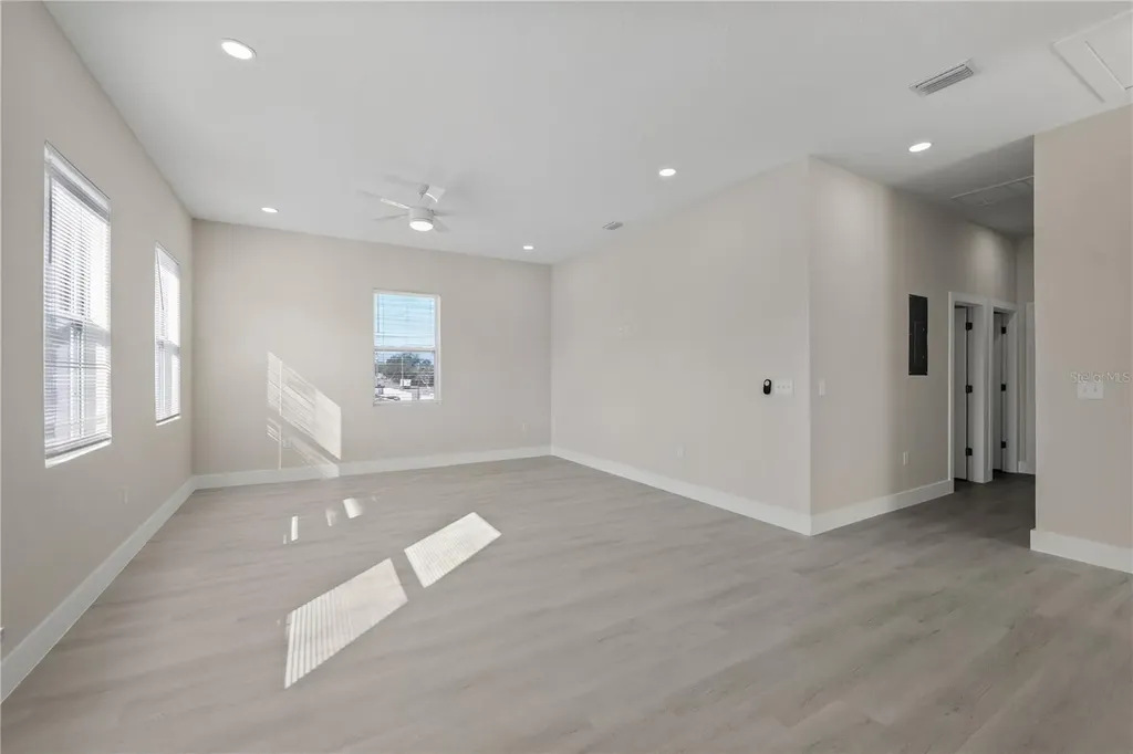 6976 Belltree Court Tampa FL 33619