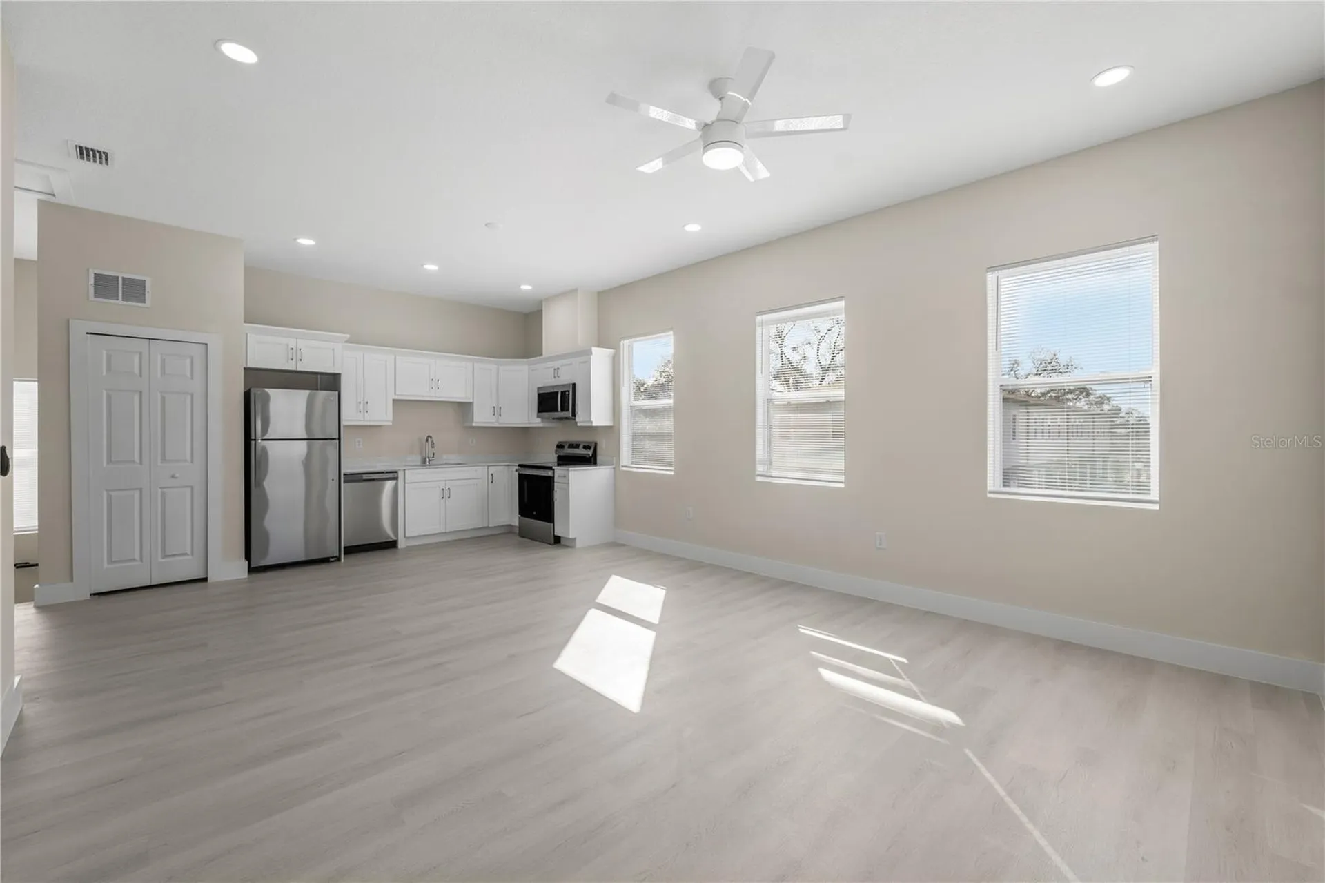6976 Belltree Court Tampa FL 33619