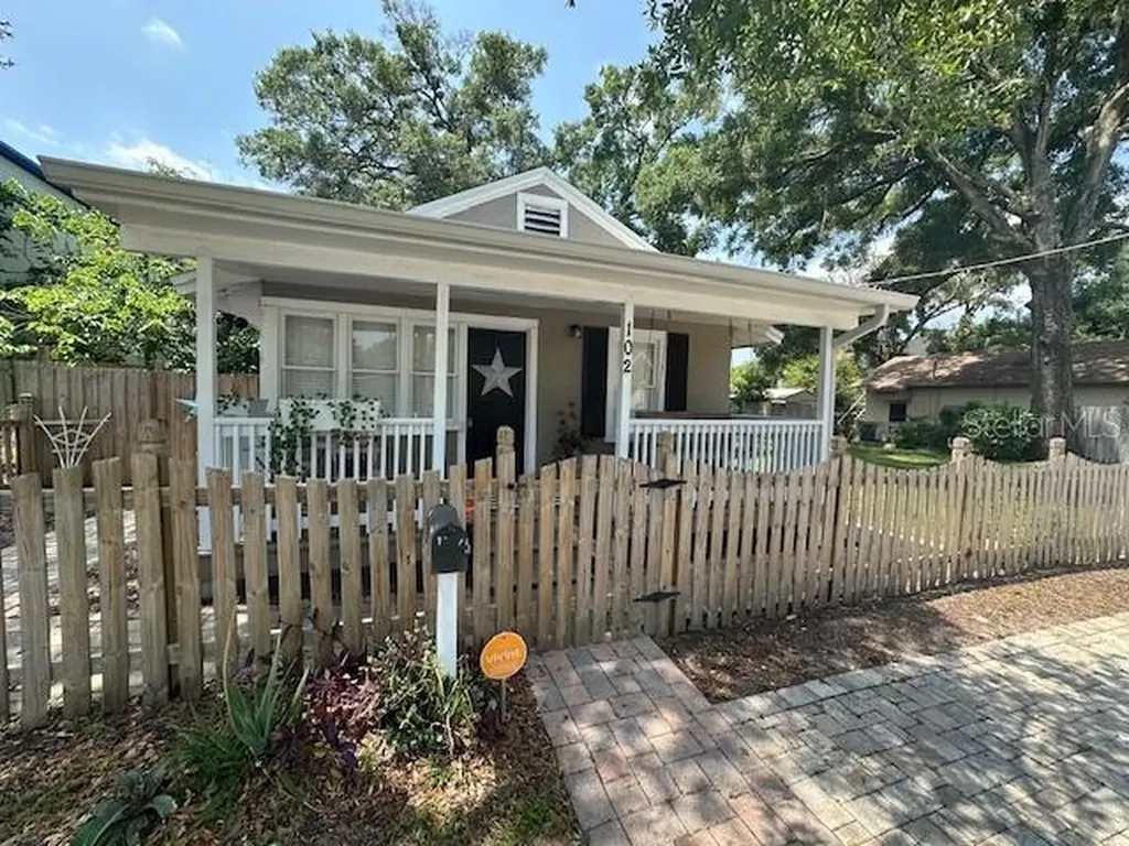 102 W Elm Street Tampa FL 33604