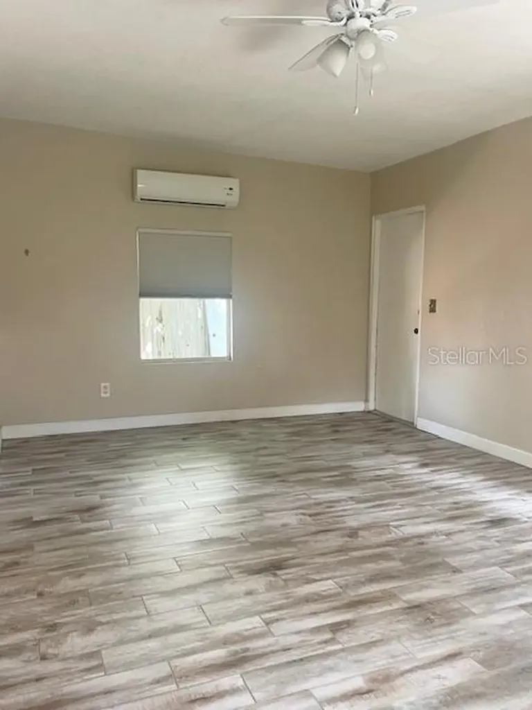 102 W Elm Street Tampa FL 33604