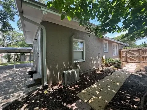 102 W Elm Street Tampa FL 33604