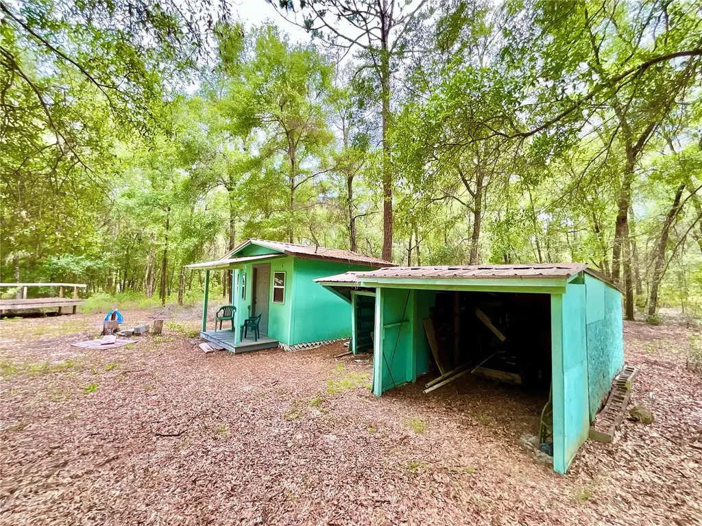 8232 Swan Lake Road Melrose FL 32666