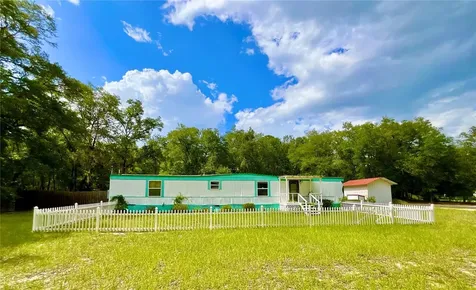 8232 Swan Lake Road Melrose FL 32666