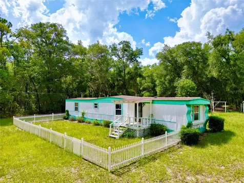8232 Swan Lake Road Melrose FL 32666
