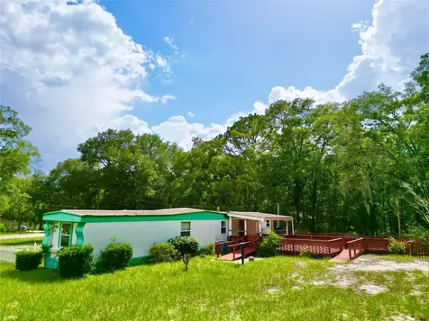 8232 Swan Lake Road Melrose FL 32666