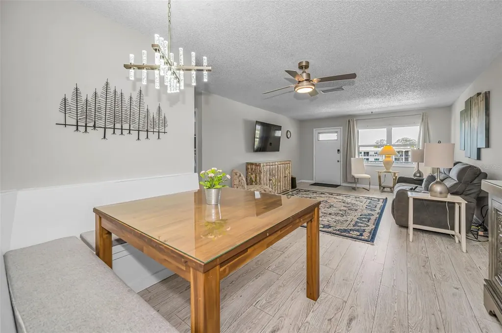 5725 80th Street N St Petersburg FL 33709