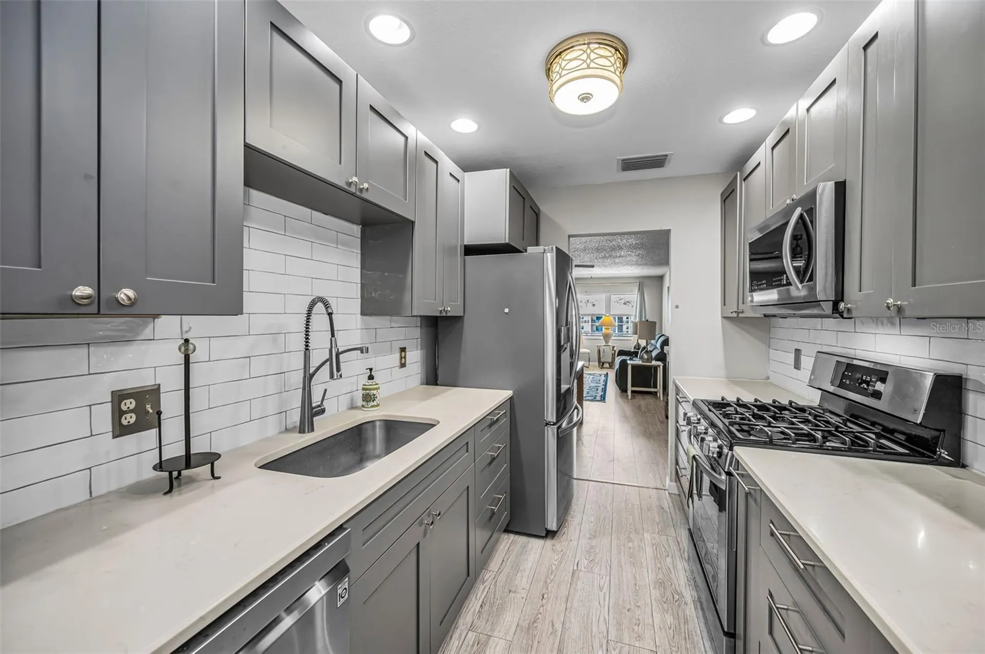 5725 80th Street N St Petersburg FL 33709