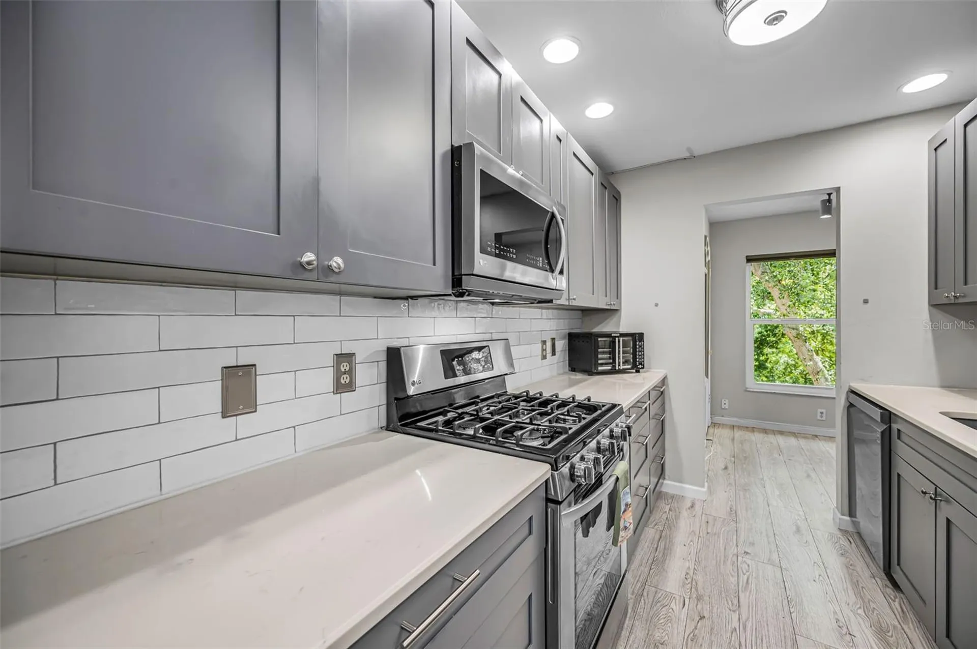 5725 80th Street N St Petersburg FL 33709