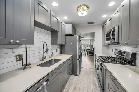 5725 80th Street N St Petersburg FL 33709
