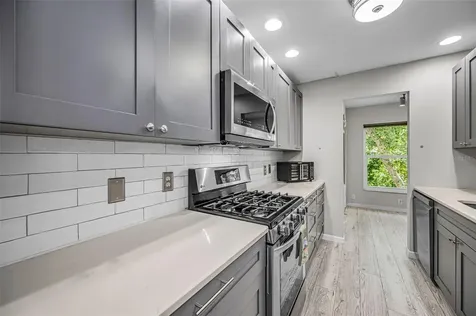 5725 80th Street N St Petersburg FL 33709