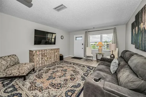 5725 80th Street N St Petersburg FL 33709