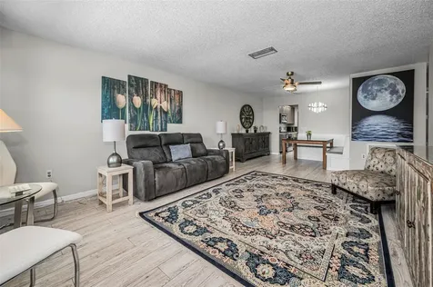 5725 80th Street N St Petersburg FL 33709