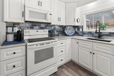 808 53rd Avenue E Bradenton FL 34203