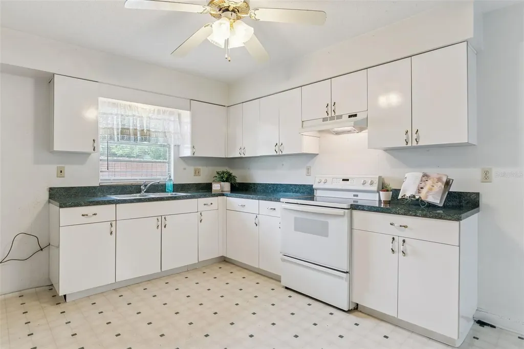 442 E Street Lake Wales FL 33853
