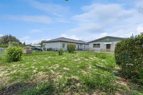 442 E Street Lake Wales FL 33853