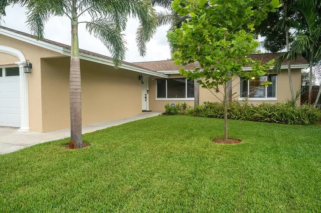 9232 80th Avenue Seminole FL 33777