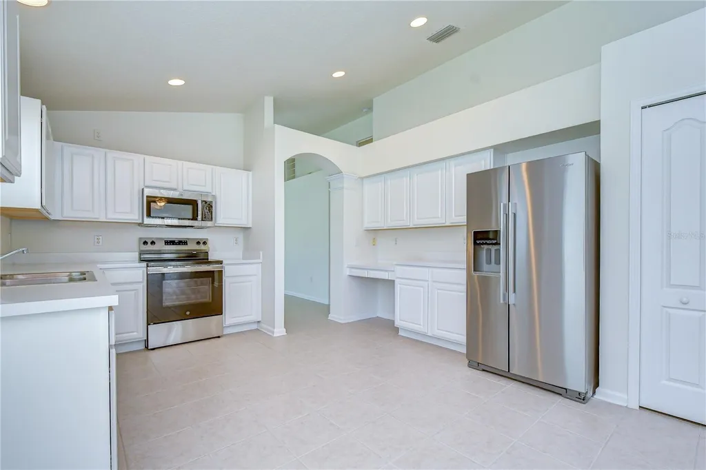7548 Granitville Drive Wesley Chapel FL 33545
