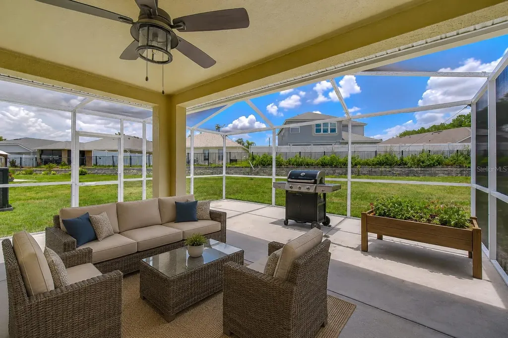 7548 Granitville Drive Wesley Chapel FL 33545