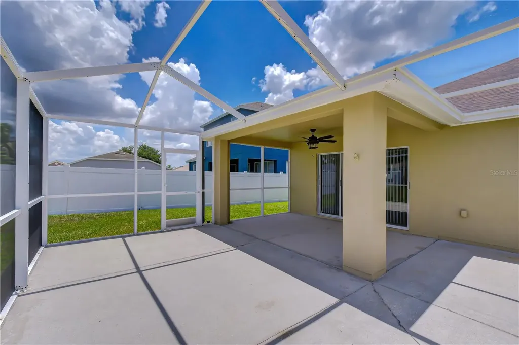7548 Granitville Drive Wesley Chapel FL 33545