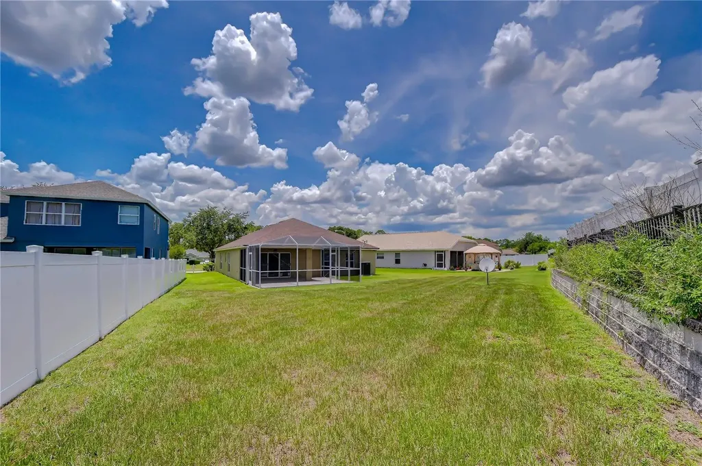 7548 Granitville Drive Wesley Chapel FL 33545