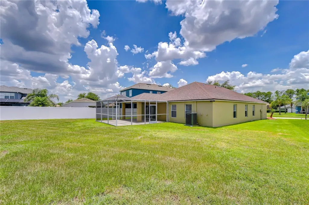 7548 Granitville Drive Wesley Chapel FL 33545