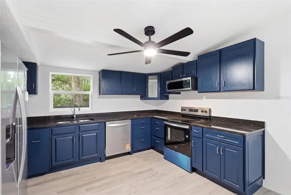 403 Acorn Circle Fruitland Park FL 34731
