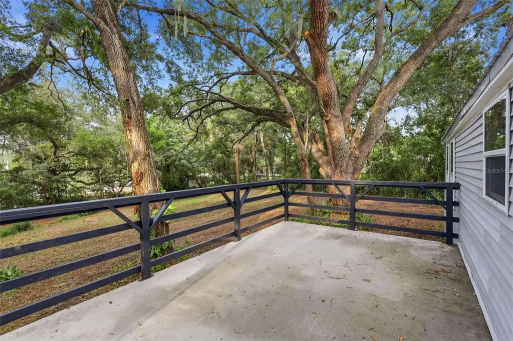 403 Acorn Circle Fruitland Park FL 34731